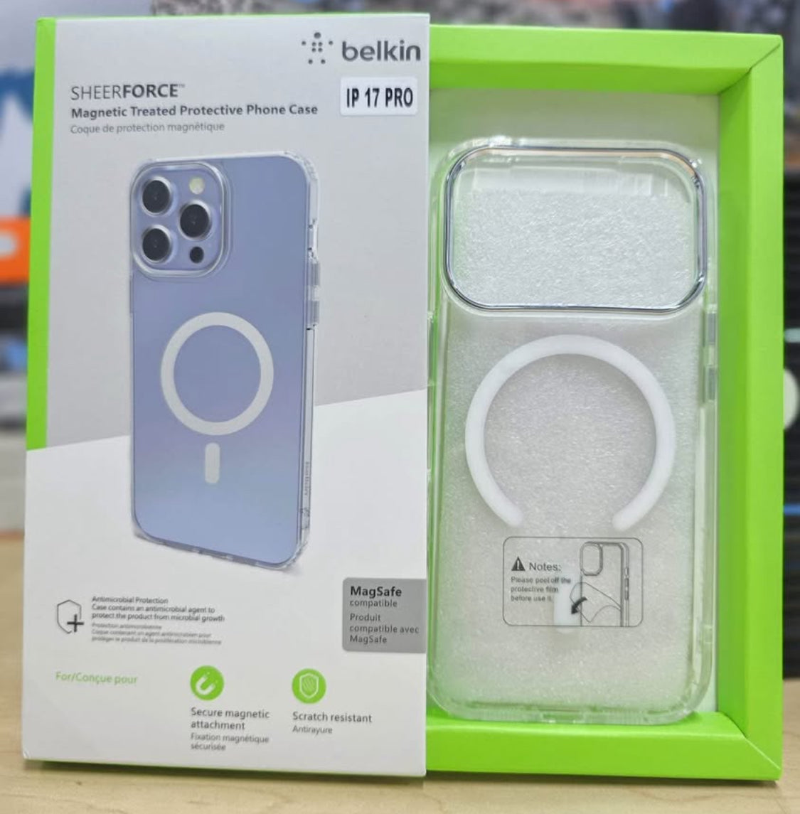 Funda para iPhone 17 Pro Belkin SheerForce Transparente con Magsafe